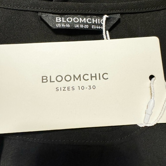 Bloomchic Keyhole Knotted Front Blouse 14/16 - Picture 10 of 10